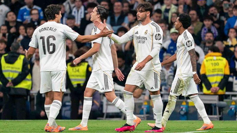 Reichlich Grund zum Jubeln: Gegen Betis drehten die Reals Gonzalo (l.) und Raul Asencio (2. v. r.) mächtig auf, trafen zusammen viermal.