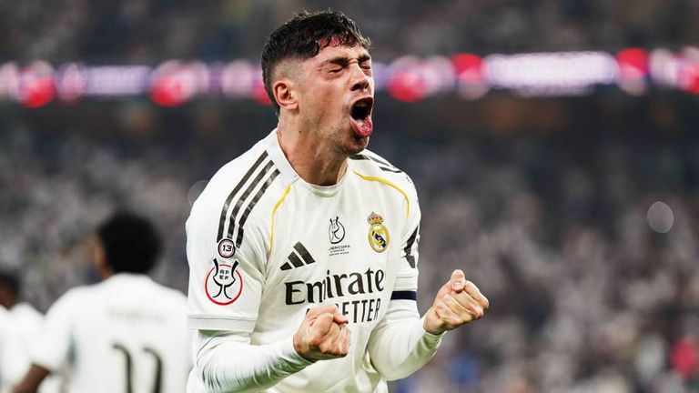 Federico Valverde bejubelt sein Traumtor gegen Atletico. 