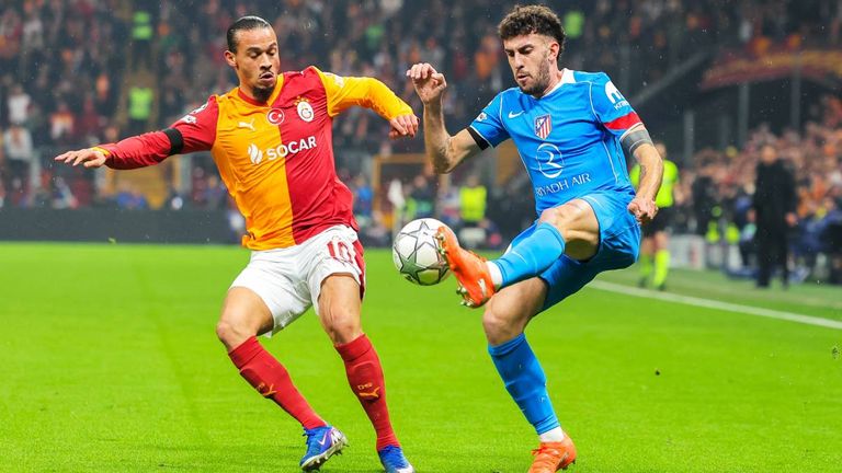 Leroy Sane wird mit Gala voraussichtlich in die CL-Playoffs einziehen. 