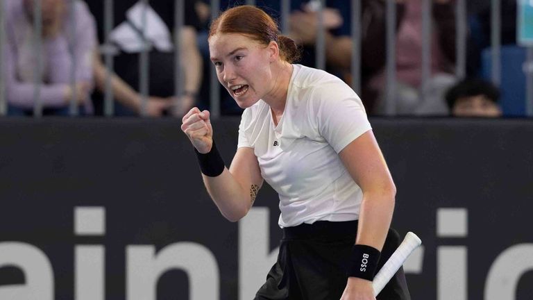 Freut sich über ihren Sieg im Auftaktmatch: Ella Seidel.