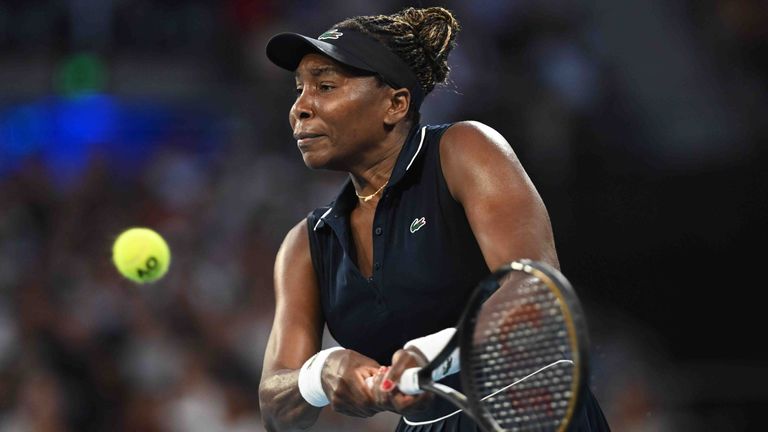 Venus Williams ist nun offiziell die älteste Spielerin, die an den Australian Open teilgenommen hat.