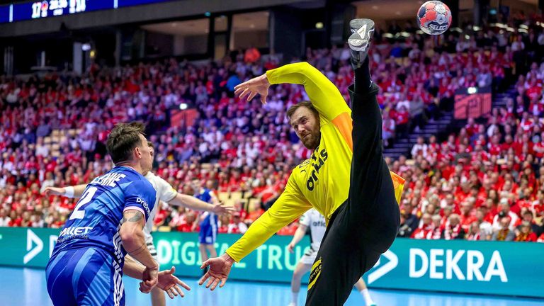 Andreas Wolff und die deutsche Handball-Nationalmannschaft steht im Halbfinale der Europameisterschaft.