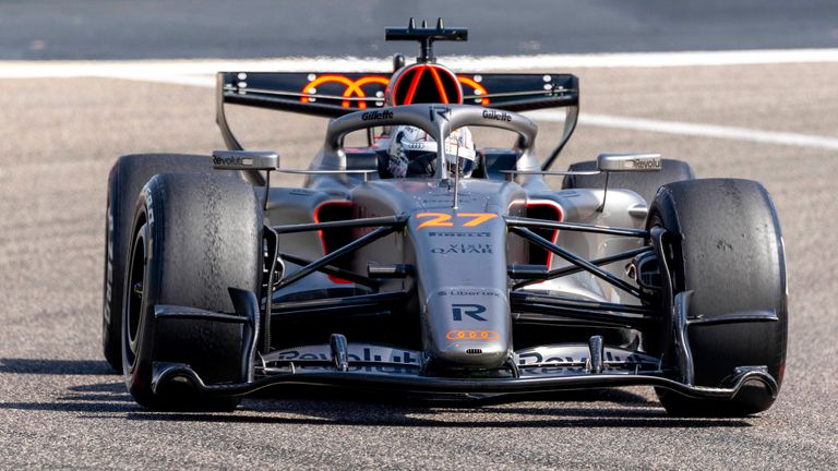 Der Trend zeigt nach oben: Audi hatte einen problemfreien zweiten Testtag in bahrain.