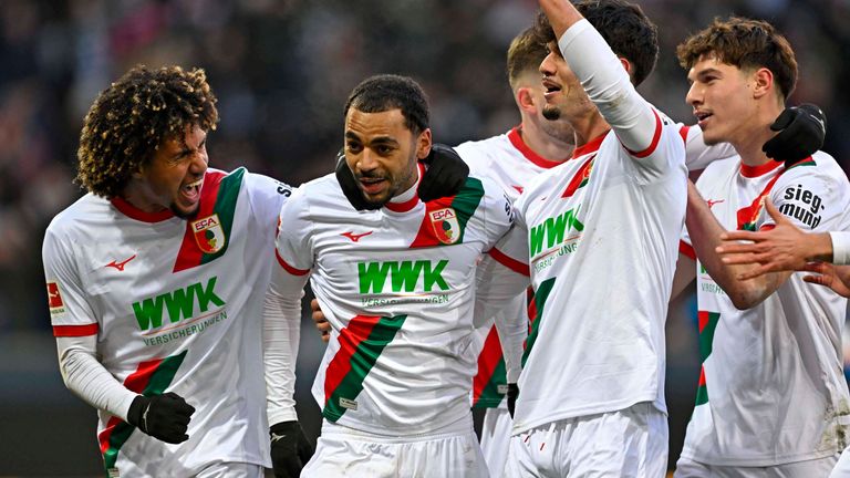 Der FCA gewinnt das Kellerduell gegen Heidenheim.