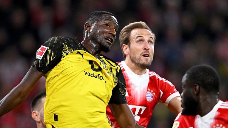 Im Klassiker zwischen dem BVB und den Bayern kommt es den Fans nach, vor allem auf das Sturmduell an.