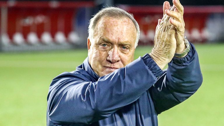 Dick Advocaat ist als Trainer von Curacao zurückgetreten. 