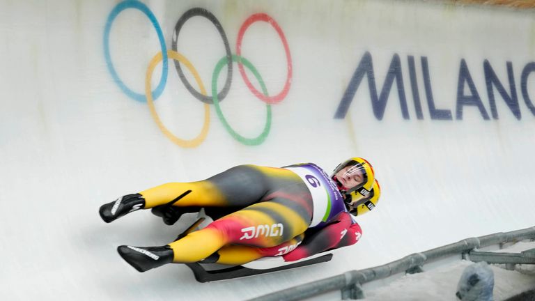 Dajana Eitberger und Magdalena Matschina holen Silber im Frauen-Doppelsitzers beim Rodeln. 