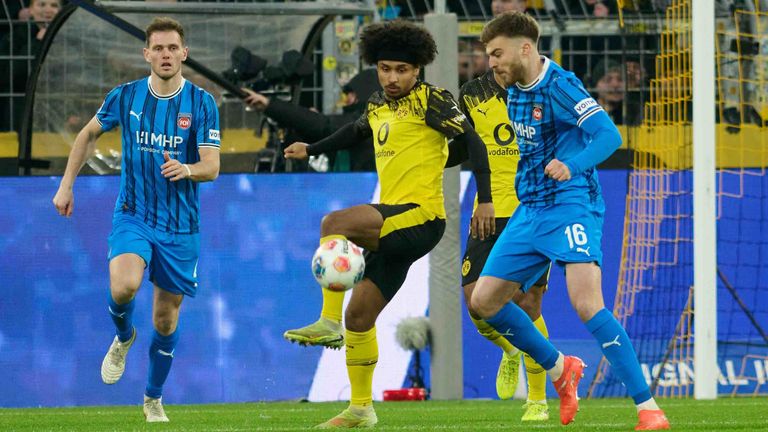 Borussia Dortmund - 1. FC Heidenheim.