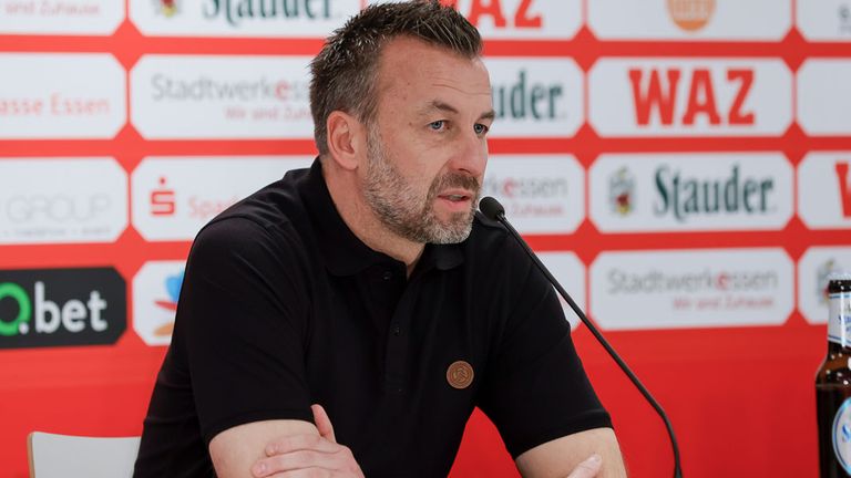 Christoph Dabrowski wird neuer Cheftrainer bei Erzgebirge Aue.