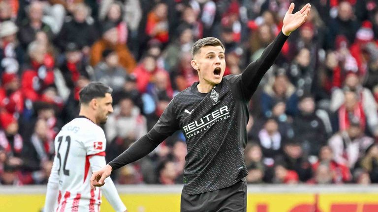 SC Freiburg - Borussia Moenchengladbach.