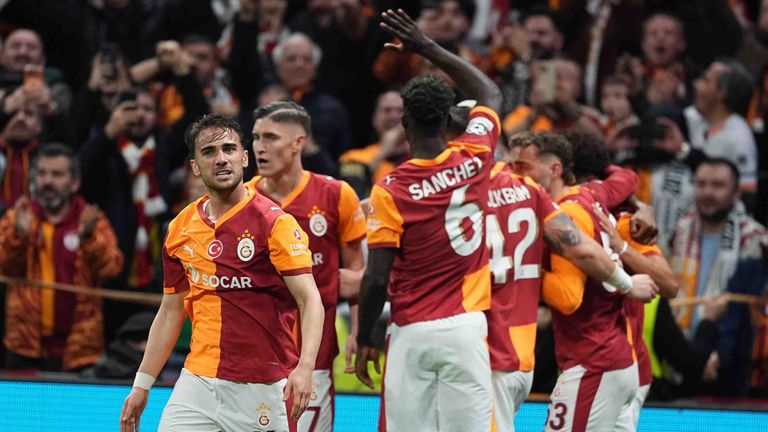 Galatasaray - Juventus.