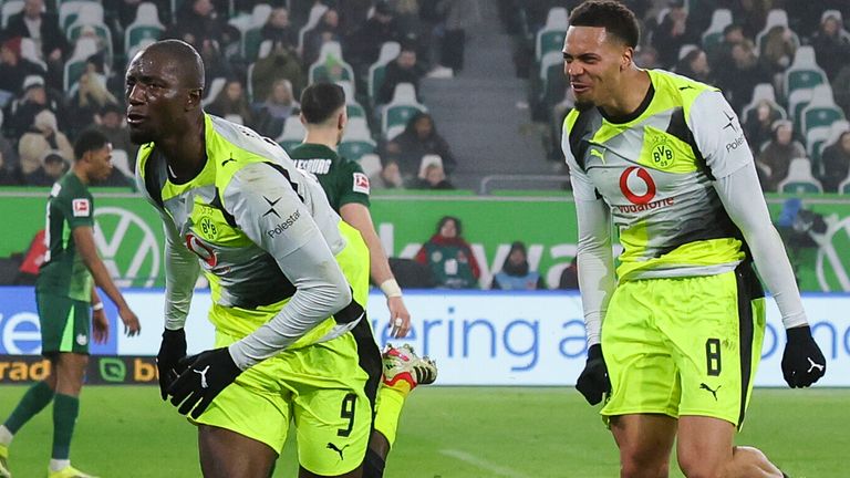 Serhou Guirassy schießt den BVB bis auf drei Punkte an den FC Bayern heran. 