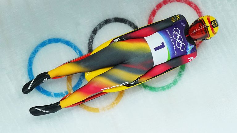 Julia Taubitz holt Gold im rodeln.