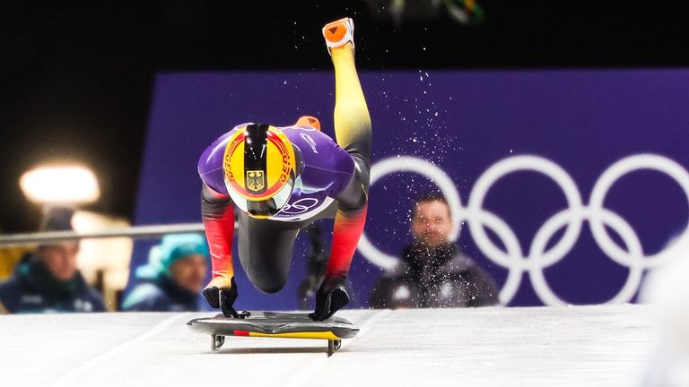Axel Jungk jubelt im Eiskanal.