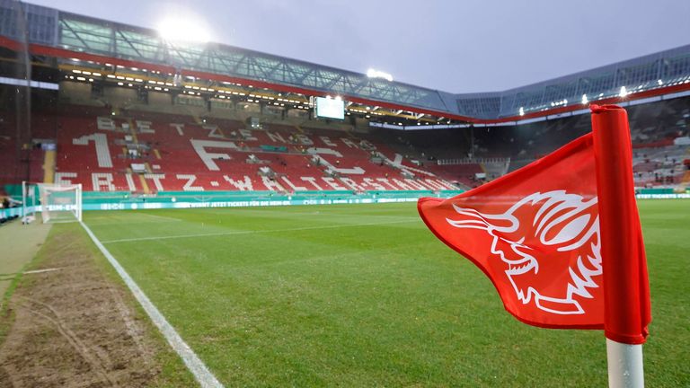 Der 1. FC Kaiserslautern steht vor einer strukturellen Neuausrichtung in der Geschäftsführung.