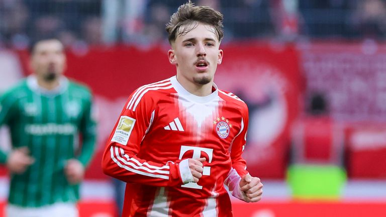 Lennart Karl erhält einen neuen Bayern-Vertrag zum Geburtstag.