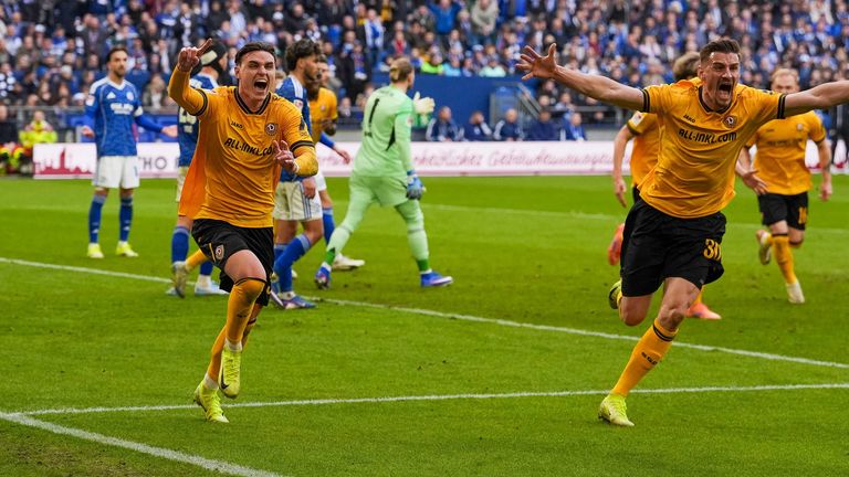 Thomas Keller (rechts) gelang gegen Schalke der späte Ausgleich. Im Topspiel trifft Dynamo am Samstag gegen Elversberg. 