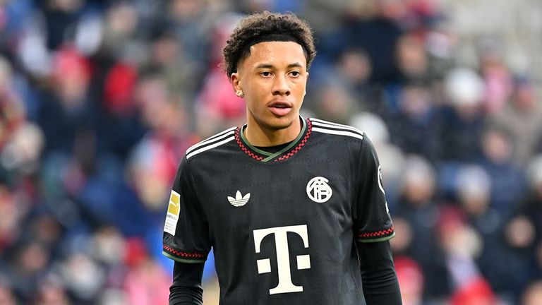 Kiala fällt mehrere Monate aus.