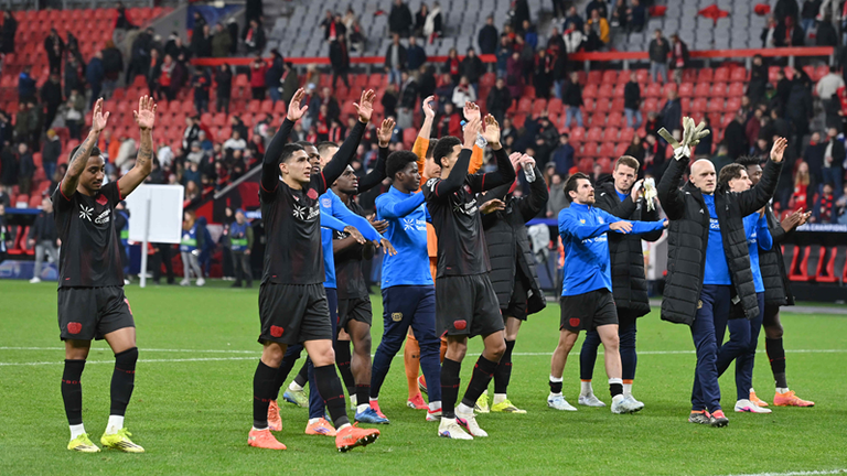 Der Werkself reichte ein Unentschieden gegen Olympiakos Piräus für da Weiterkommen. Hier wartet nun Arsenal oder der FC Bayern. 