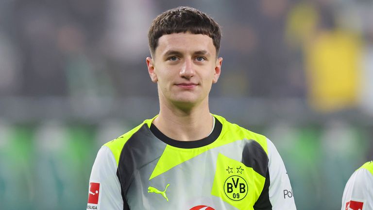 Luca Reggiani feierte gegen Wolfsburg sein Bundesliga-Debüt.