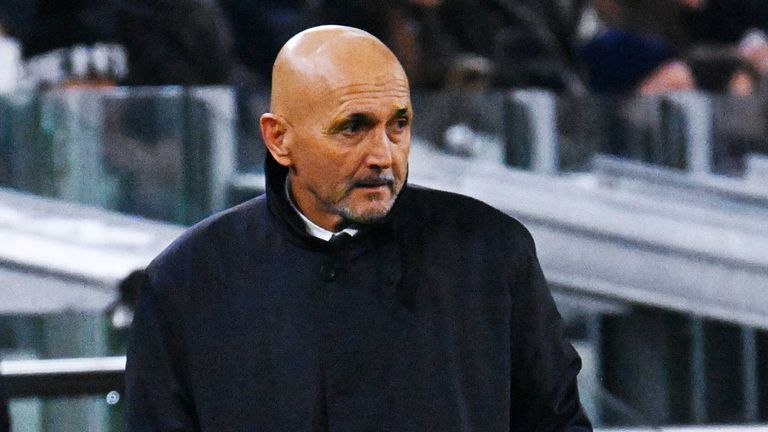 Luciano Spalletti sorgte nach dem Spiel von Juventus Turin mit einem Kuss für einen Eklat in Italien.