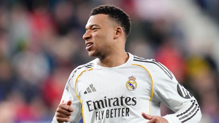 Kylian Mbappe fehlt Real Madrid im Rückspiel der CL-Playoffs gegen Benfica. 