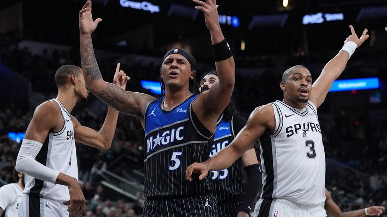Die Orlando Magic kassieren gegen die Spurs die fünfte Niederlage aus den vergangenen sieben Spielen. 