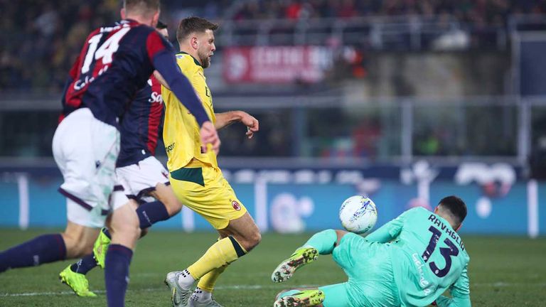 Niclas Füllkrug (M.) wurde bei Milans 3:0-Sieg in Bologna in der 72. Minute eingewechselt.