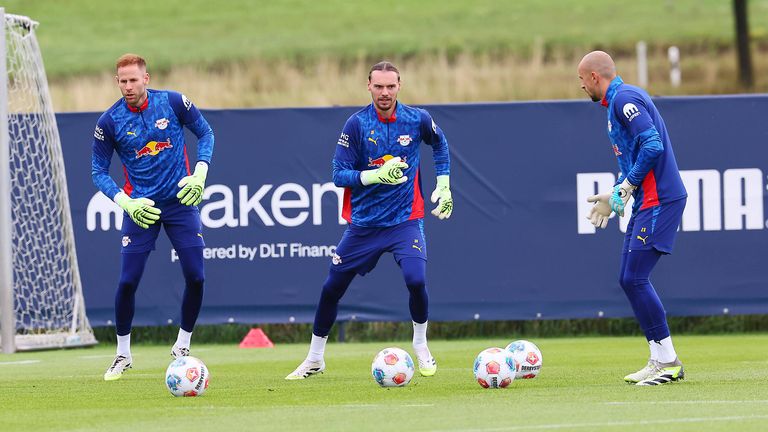 RB Leipzig hat mit seinem Torwart-Trio verlängert.