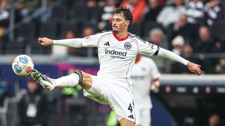 Auch Robin Koch fehlt Eintracht Frankfurt beim Bundesliga-Spiel gegen den FC Bayern.