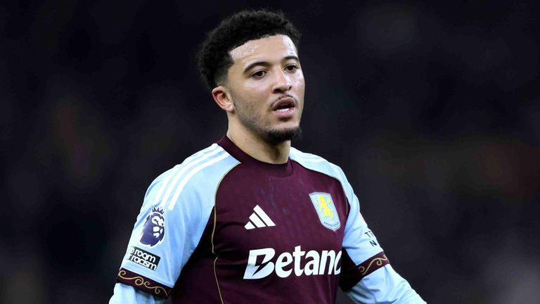 Jadon Sancho ist zurzeit an Aston Villa verliehen.