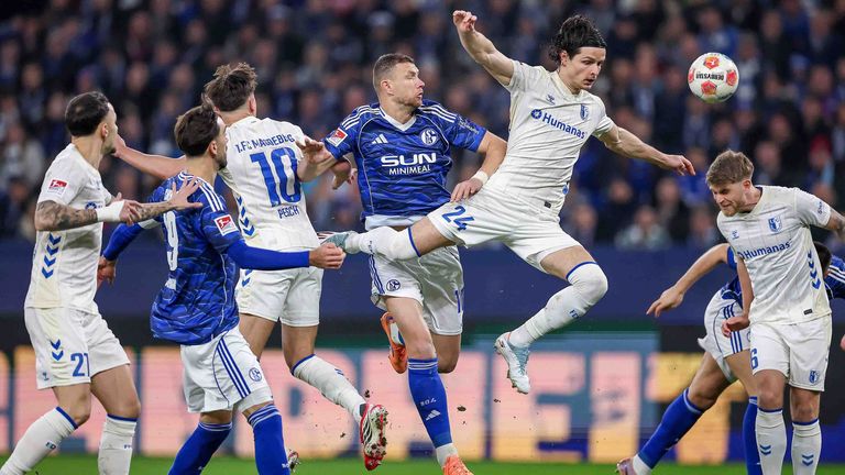 FC Schalke 04 - 1. FC Magdeburg.