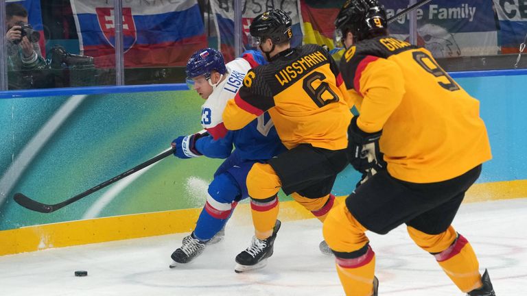 Deutschland kämpft gegen die Slowakei um das Halbfinale. 
