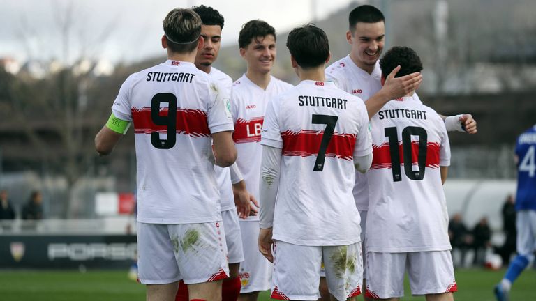 Die U19 des VfB Stuttgart empfängt den HSV - LIVE im kostenlosen Stream auf skysport.de!