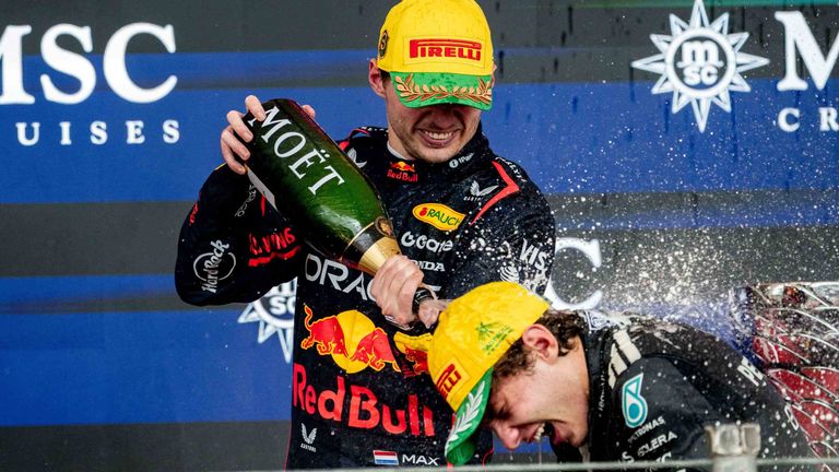 Wer darf am Ende der Saison 2026 in Champagner duschen?