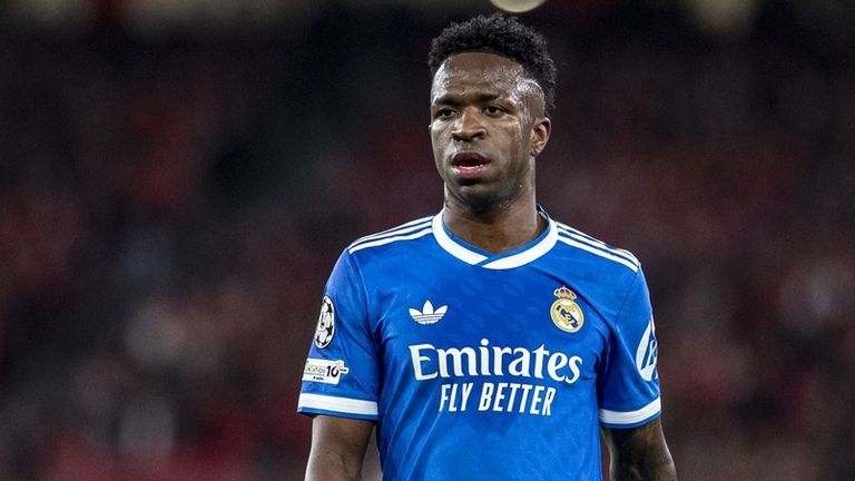 Die UEFA nimmt die Ermittlungen im Rassismus-Eklat um Vinicius Junior auf.