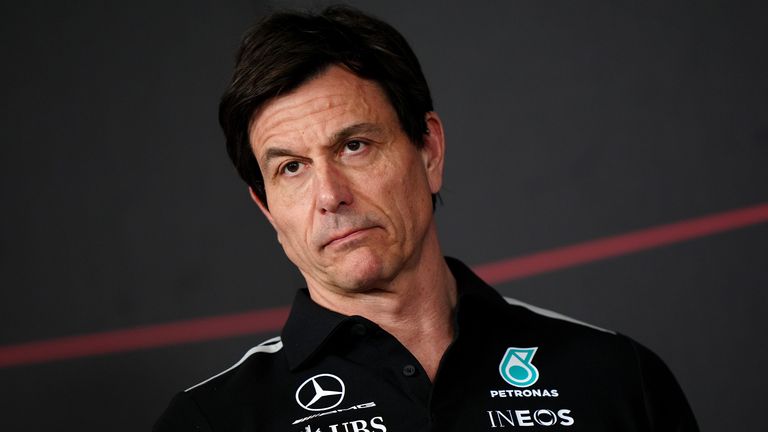 Toto Wolff wütete in der Pressekonferenz während des 5. Testtages in Bahrain.