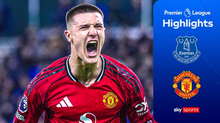 Highlights from the Premier League match between Everton and Manchester United.