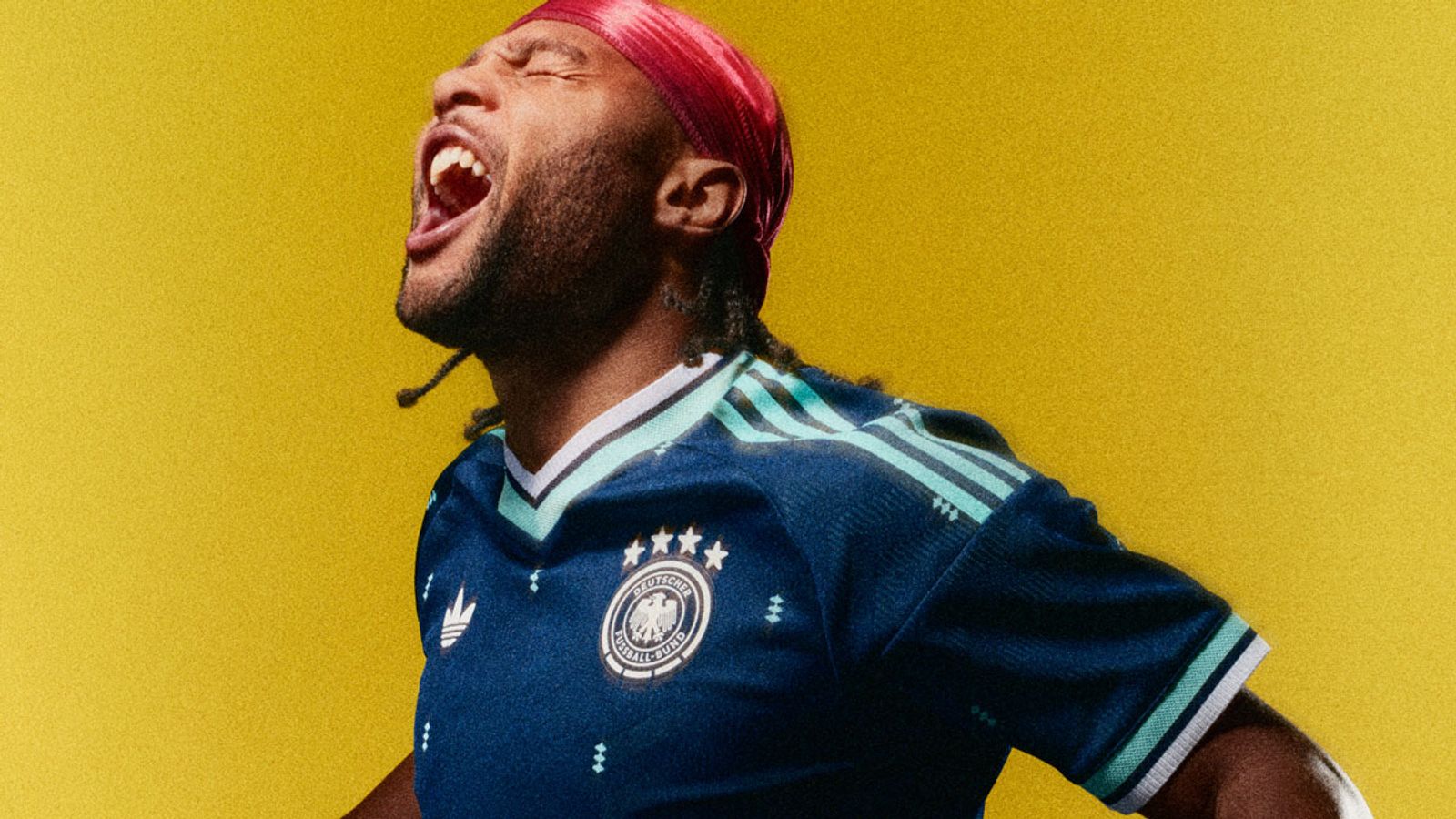 ZUM DURCHKLICKEN: Das neue DFB-Auswärtstrikot | Fußball News | Sky Sport