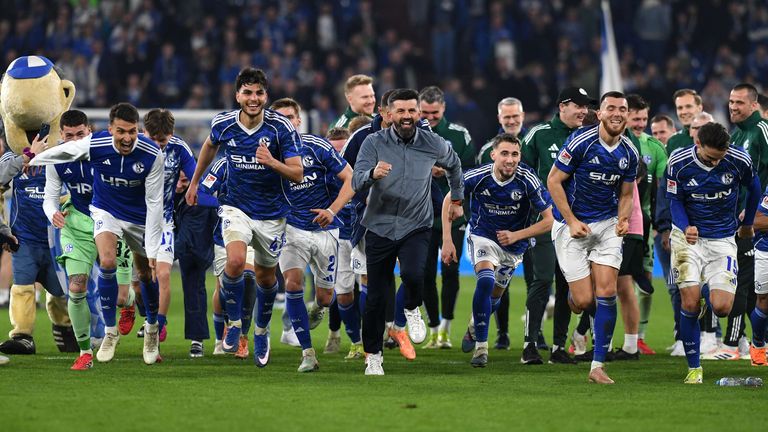 Sieg gegen Bielefeld. Schalke 04 marschiert weiter in Richtung 1. Bundesliga.