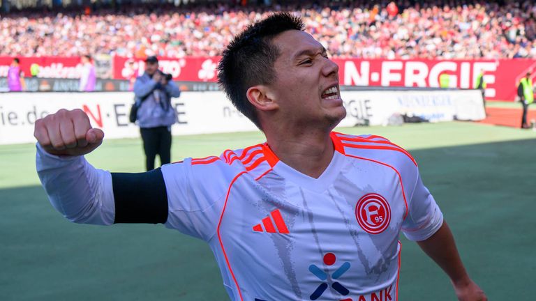 Shinta Appelkamp erzielt in Nürnberg das Tor des Tages. 