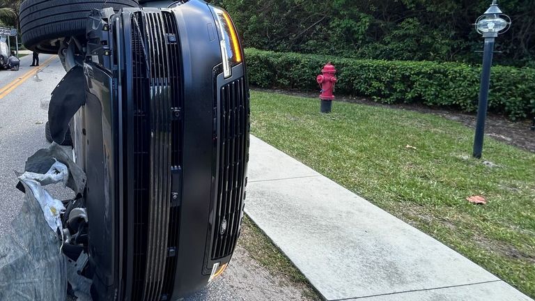 Der Wagen von Tiger Woods hatte sich bei dem Unfall überschlagen.