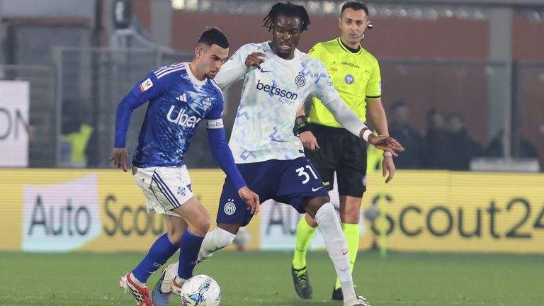 Yann Bisseck spielte die Partie für Inter durch.