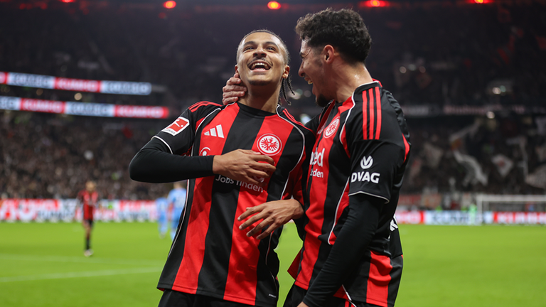 Jean-Mattéo Bahoya sorgt mit seinem Treffer für den 2:0 Endstand. Am Sonntag geht es für die Eintracht gegen St. Pauli. 