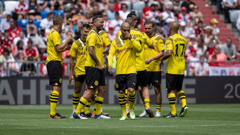 Die BVB-Auswahl vor dem Legendenspiel 2023 gegen den FC Bayern. Diesen März werden die BVB Legenden gegen 