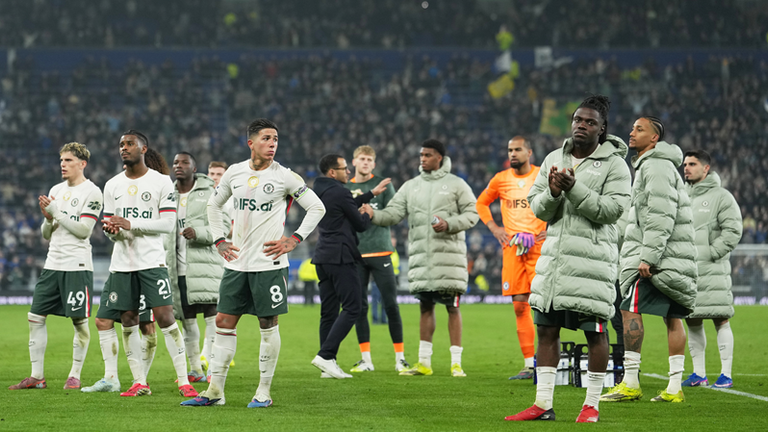 Die Blues erleben gegen Everton einen bitteren Abend. Im Topspiel trifft Chelsea am 12. April auf Manchester City. 