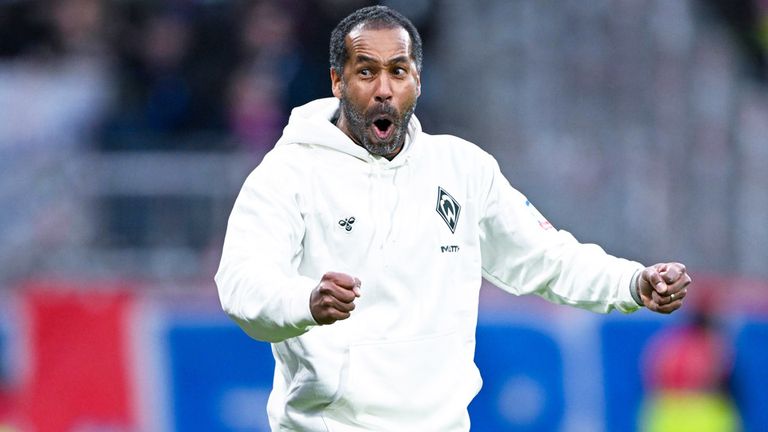 Daniel Thioune peilt mit dem SV Werder Bremen den Klassenerhalt in der Bundesliga an.