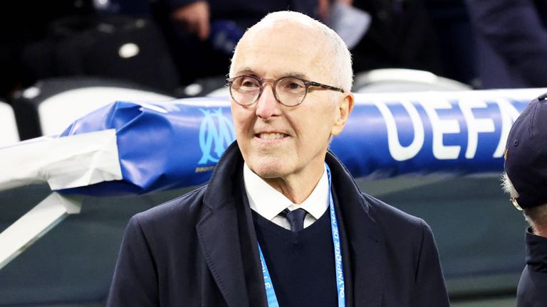 Frank McCourt möchte Olympique Marseille für eine Milliardensumme verkaufen.