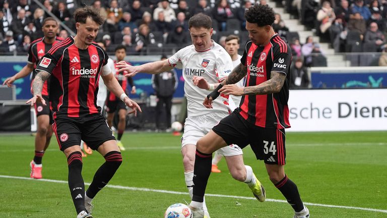 Eintracht Frankfurt empfängt Heidenheim.