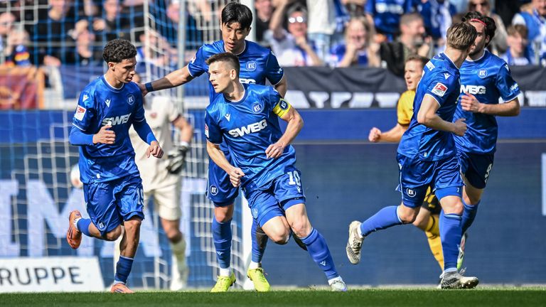 Marvin Wanitzek erzielt gegen Dynamo Dresden einen Doppelpack. 